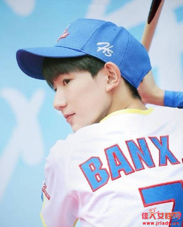 ǵʱTFBOYS״εݣ