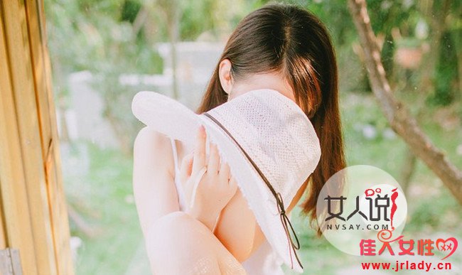 美女老总爱上我_我和收养我的美女老总