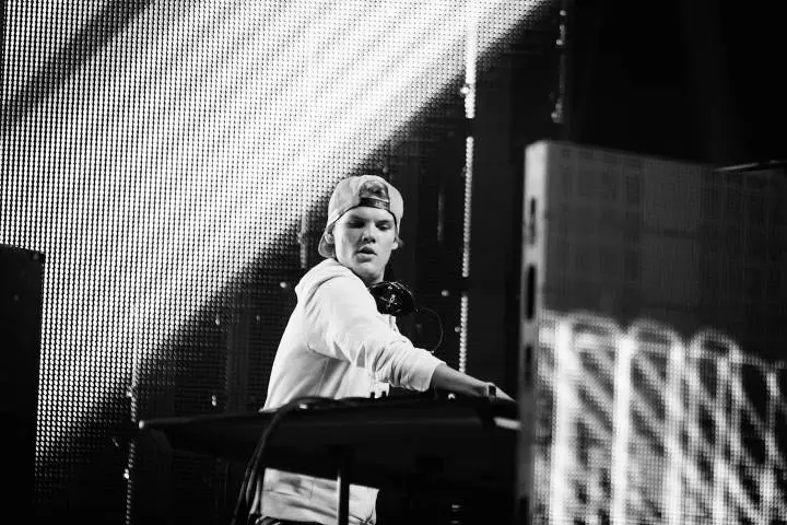 ҹجģDJ Avicii ԭ۲ֳ